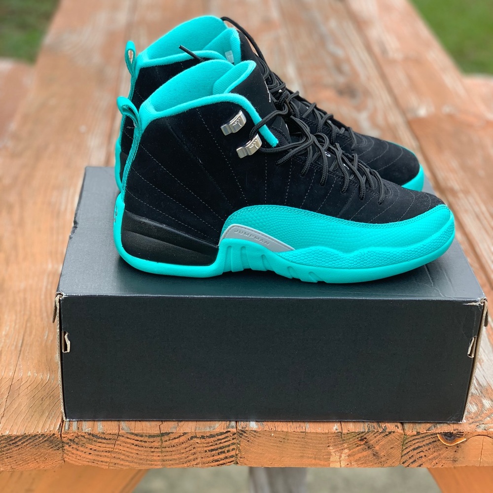 Air Jordan Retro 12